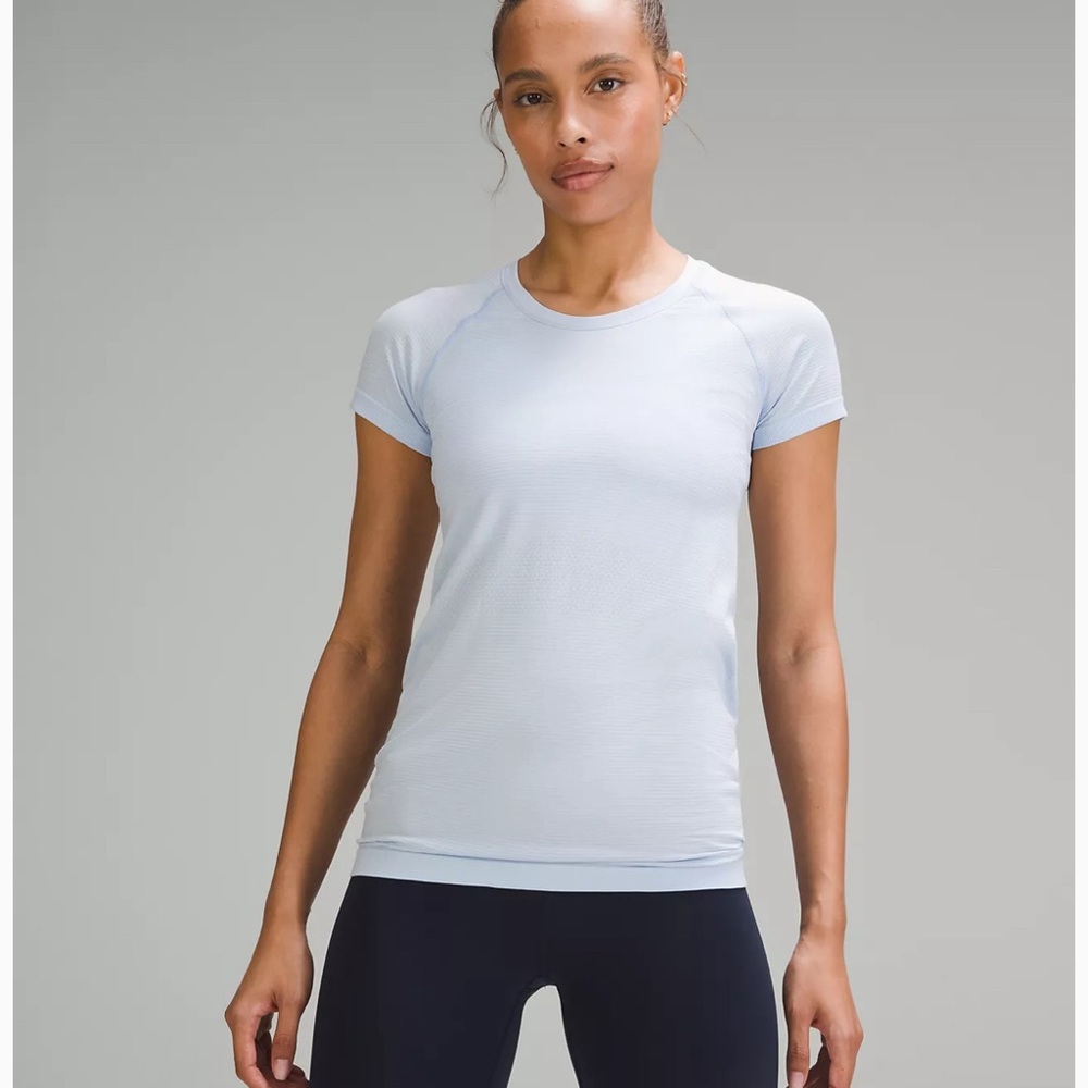 Swiftly Tech Short-Sleeve Shirt
